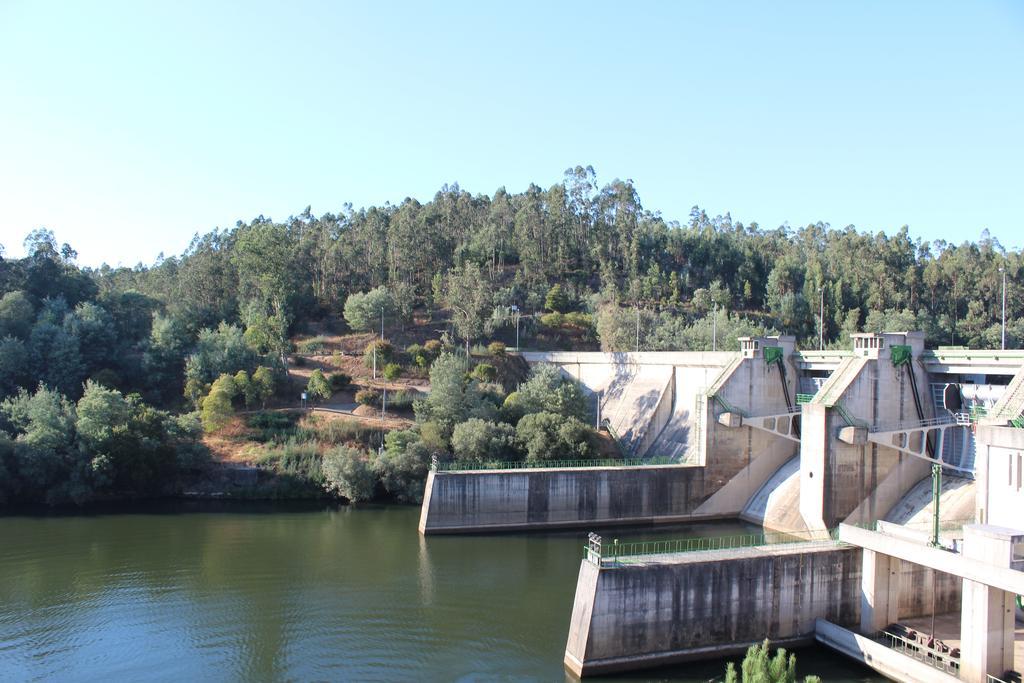 Casa Do Rio Holiday home Raiva