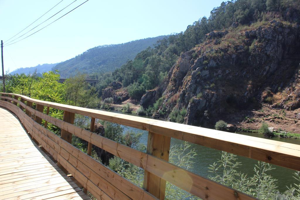 Casa Do Rio Holiday home Raiva